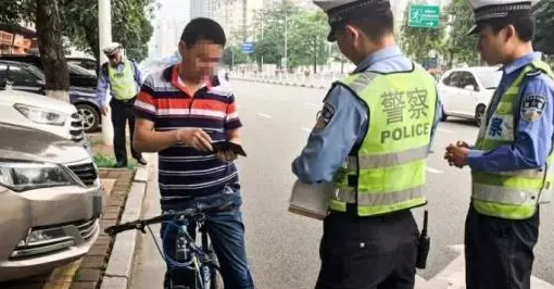 酒后騎自行車也算酒駕？交警：喝酒騎自行車也屬于是酒駕！